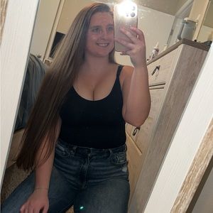 Meet your Posher, Alyson